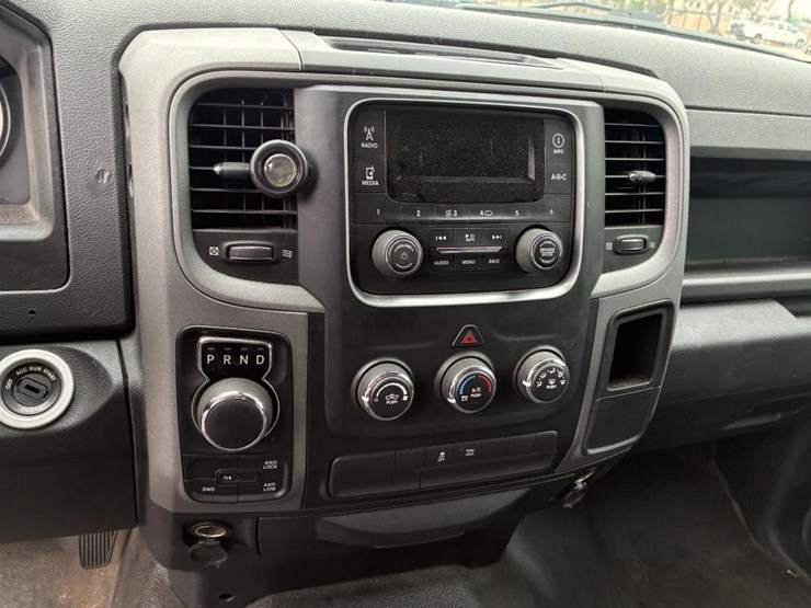 2017-dodge-ram-1500-image-11