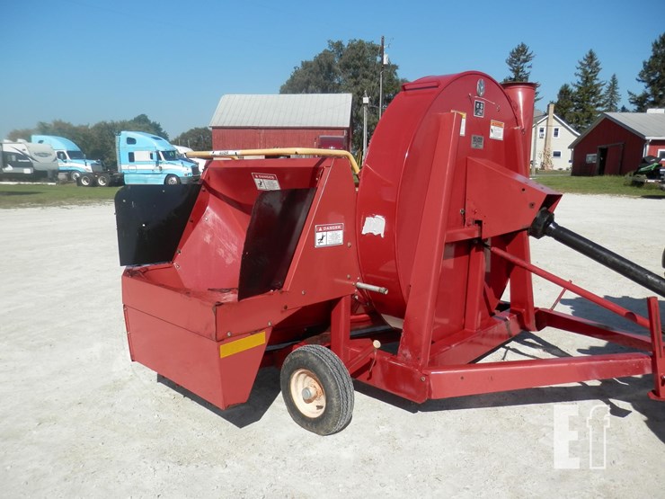 new-holland-f62b-image-10