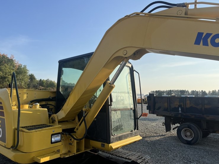 2012-komatsu-pc70-image-25