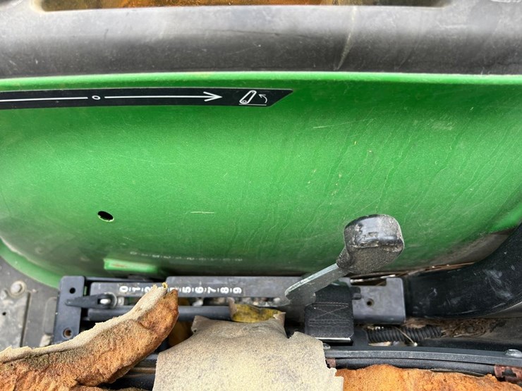 2021-john-deere-3025e-image-28