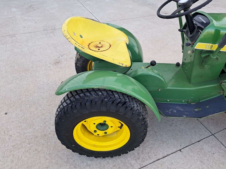 john-deere-110-image-13