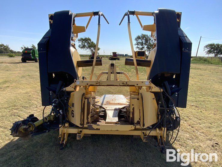 2016-new-holland-750bfia-image-18