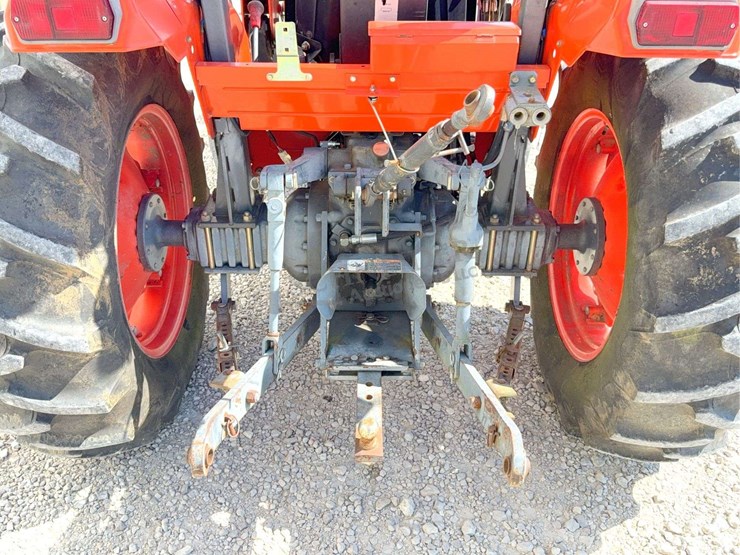 kubota-m4700-image-22