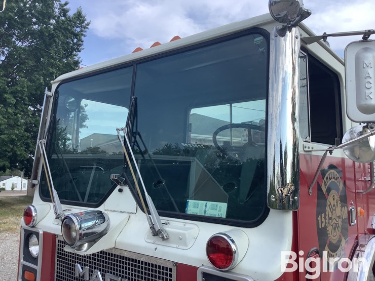1981-mack-fire-apparatus-image-10