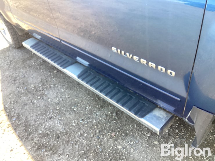 2018-chevrolet-silverado-1500-lt-image-10
