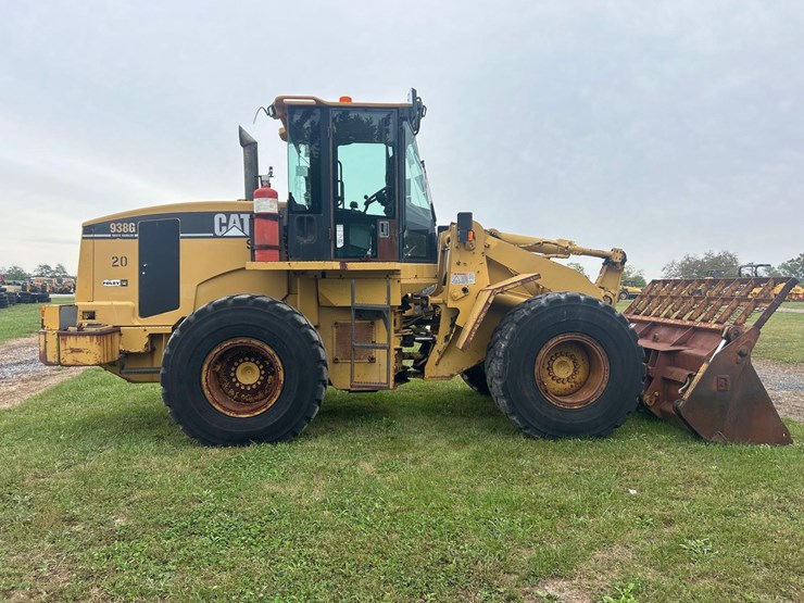 caterpillar-938g-image-4