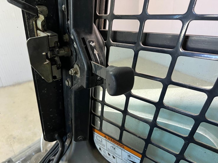 bobcat-t650-image-28