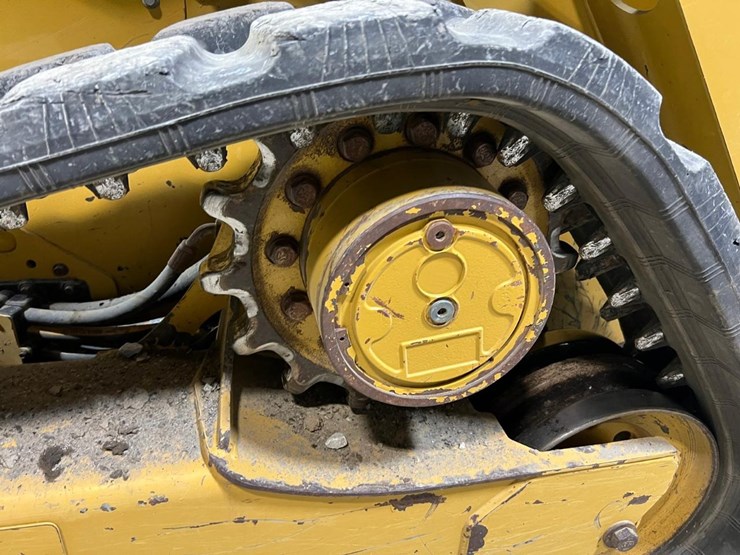 2019-caterpillar-259d3-image-14