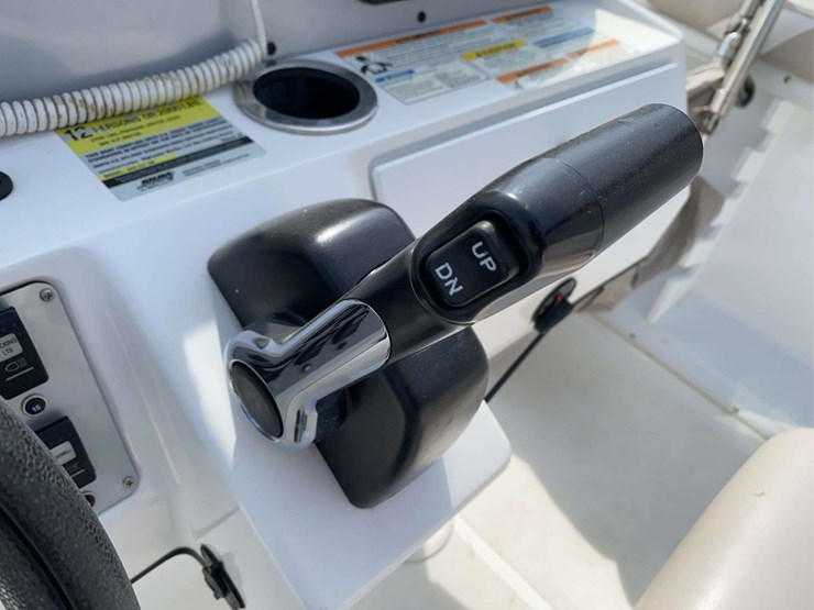 2018-hurricane-cc231-boat-image-27