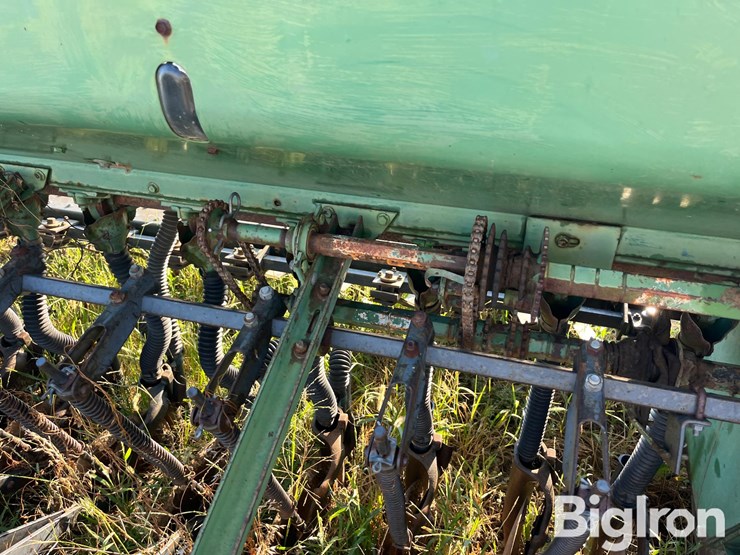 john-deere-8350-image-11
