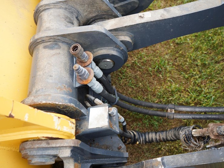 2024-deere-544-image-30