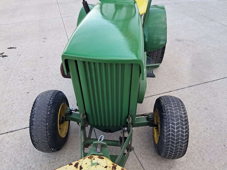 john-deere-110-image-5