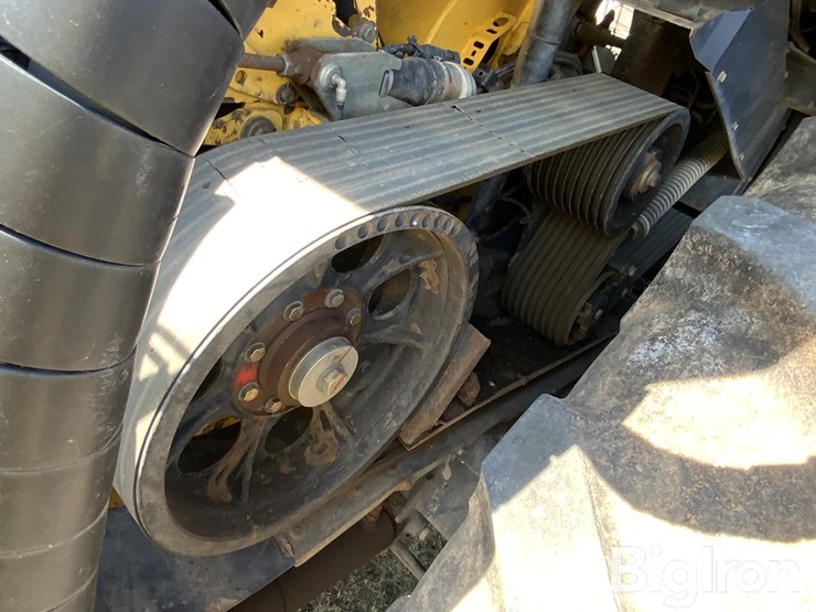 2016-new-holland-fr850-image-12
