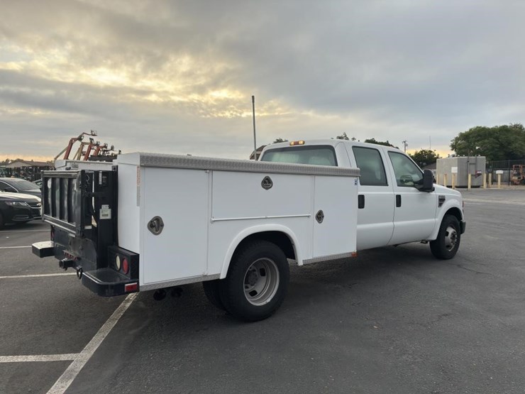 2008-ford-f350-image-3