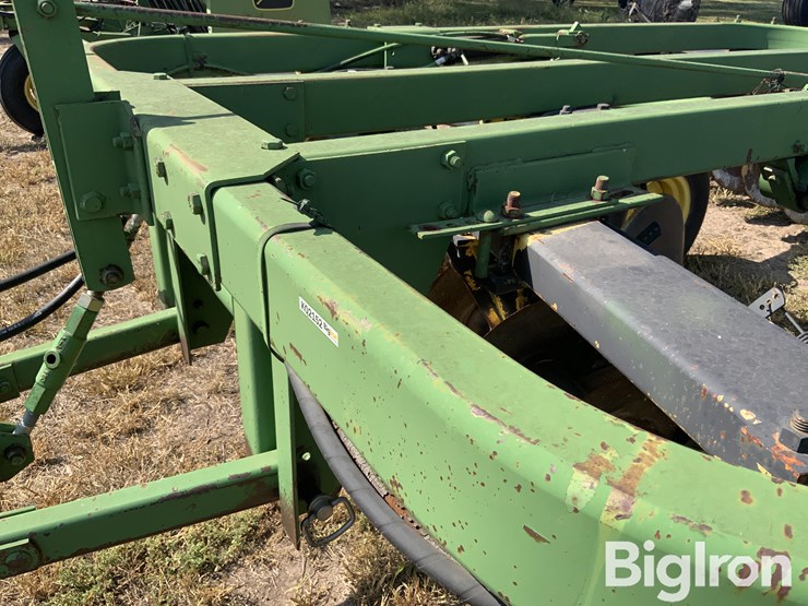 john-deere-310-image-15