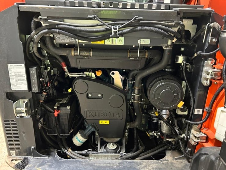 2023-kubota-svl75-3-image-19