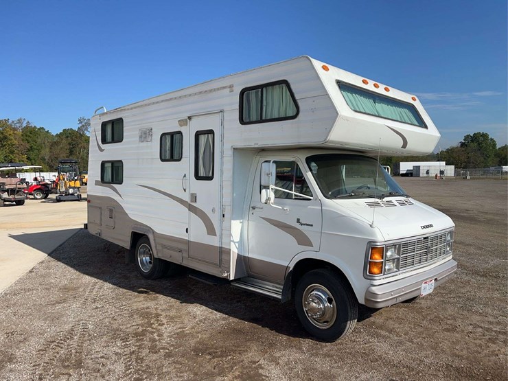 1980-sportsman-b-300-motorhome-image-3