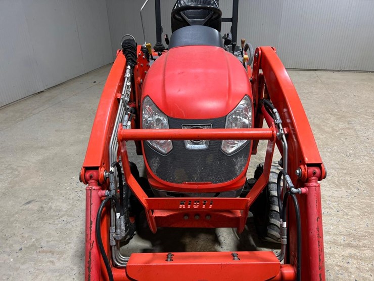 kioti-cs2510-image-11