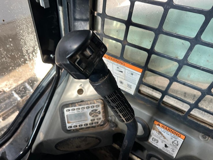 2017-bobcat-t595-image-26