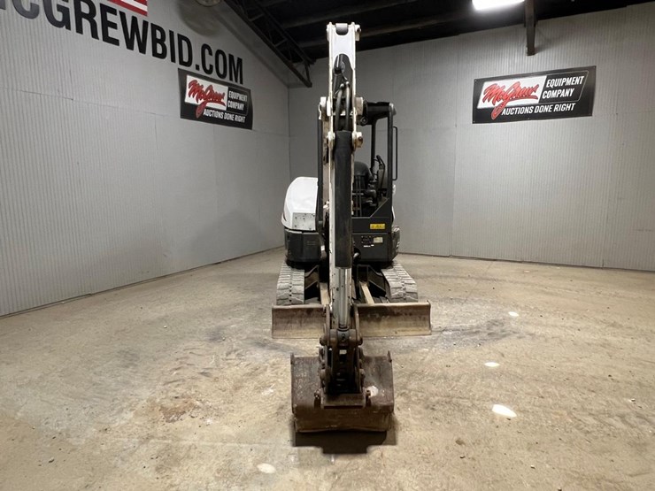 2020-bobcat-e32-image-8
