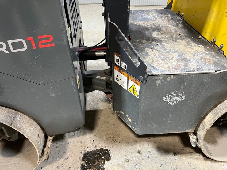 2021-wacker-neuson-rd12a-90-image-11