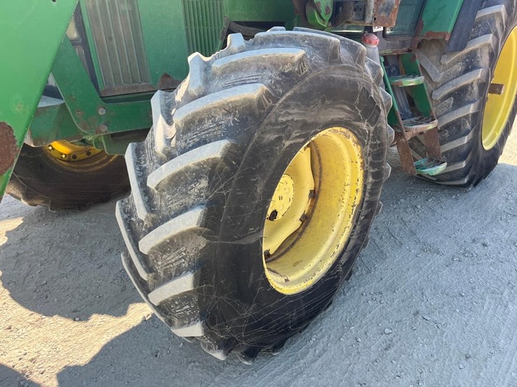 john-deere-7410-image-12