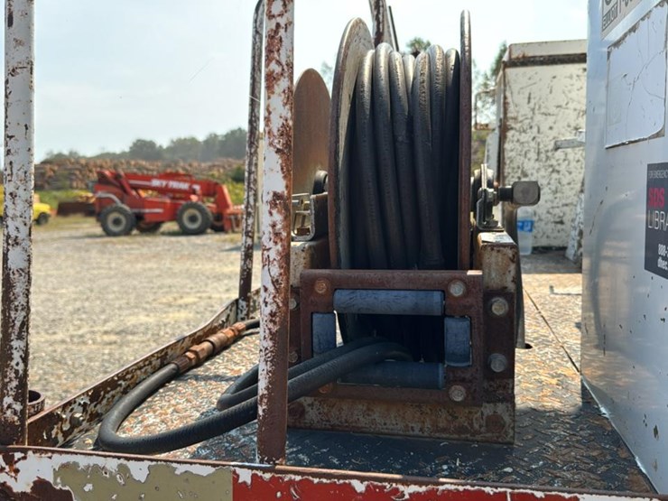 2007-international-durastar-4300-image-31