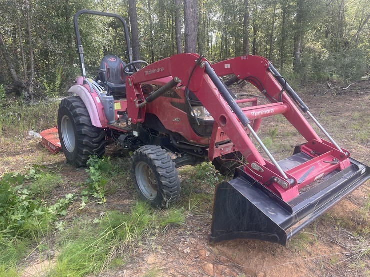 2020-mahindra-1640-image-3
