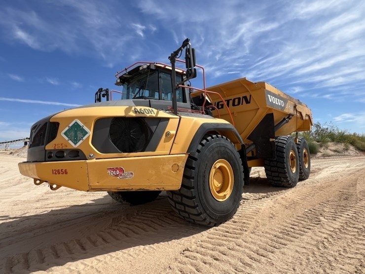 2020-volvo-a60h-image-1