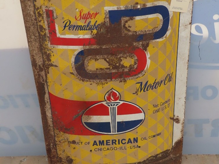 american-motor-oil-painted-tin-sign-image-1