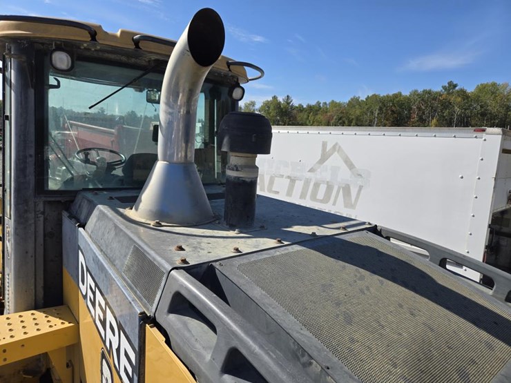 deere-624k-image-49
