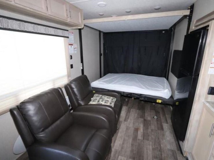2021-catalina-28ths-toy-hauler-5zt2catb6mx020476-image-28