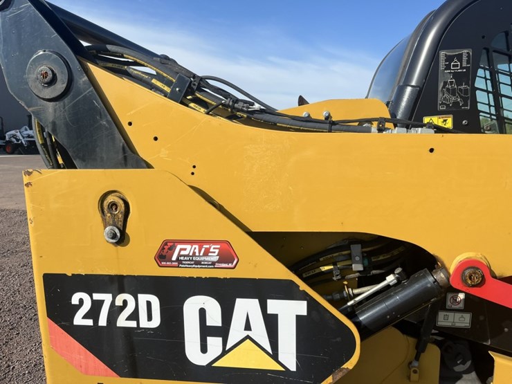 2012-caterpillar-272d-image-24