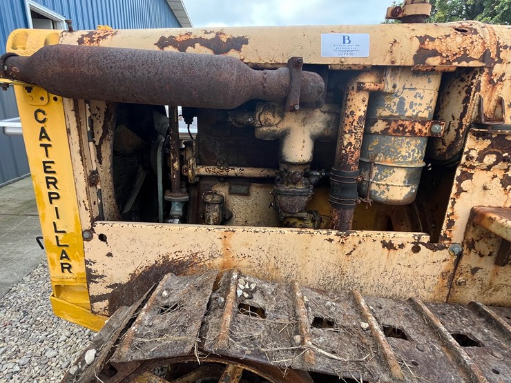 caterpillar-22-image-6
