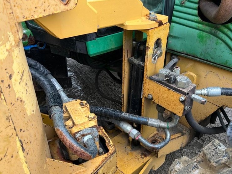john-deere-6320-image-24