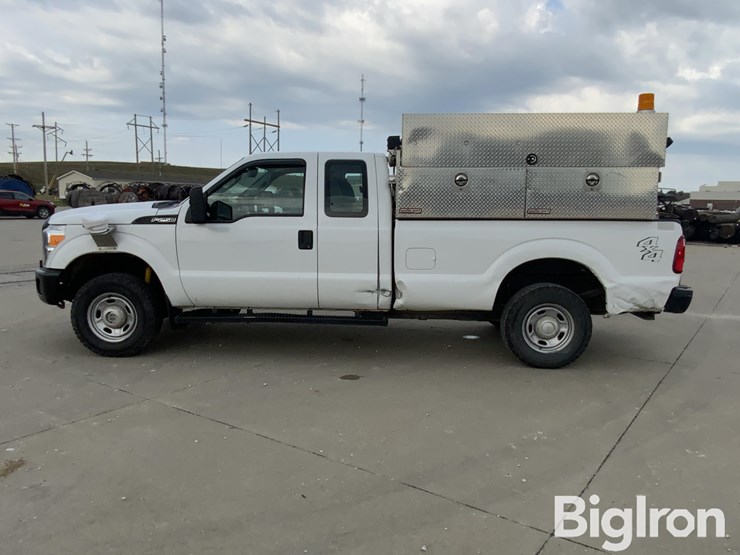 2015-ford-f250-xl-image-8