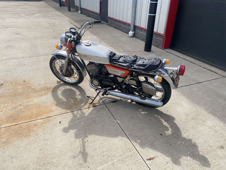 1971-yahmaha-r350-motorcycle-image-6