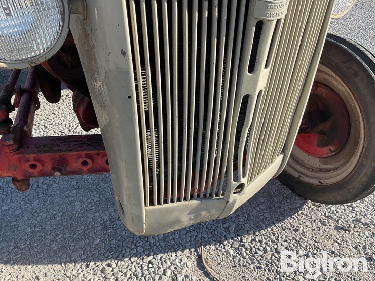 1943-ford-9n-image-20
