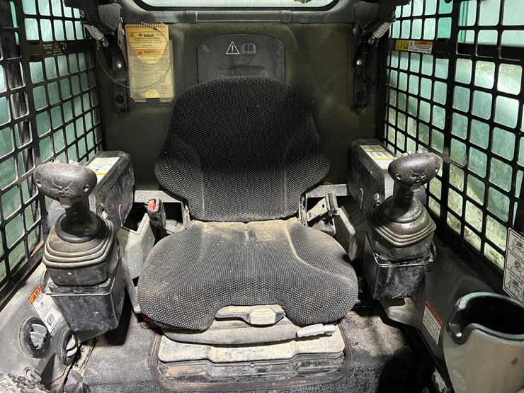 2018-bobcat-t770-image-21