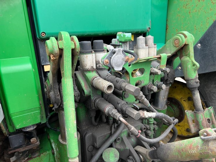 john-deere-6320-image-16
