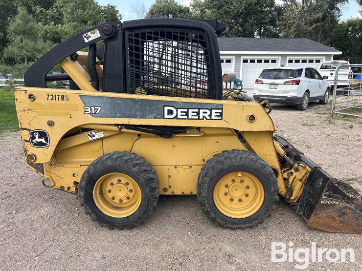 2005-john-deere-317-image-9