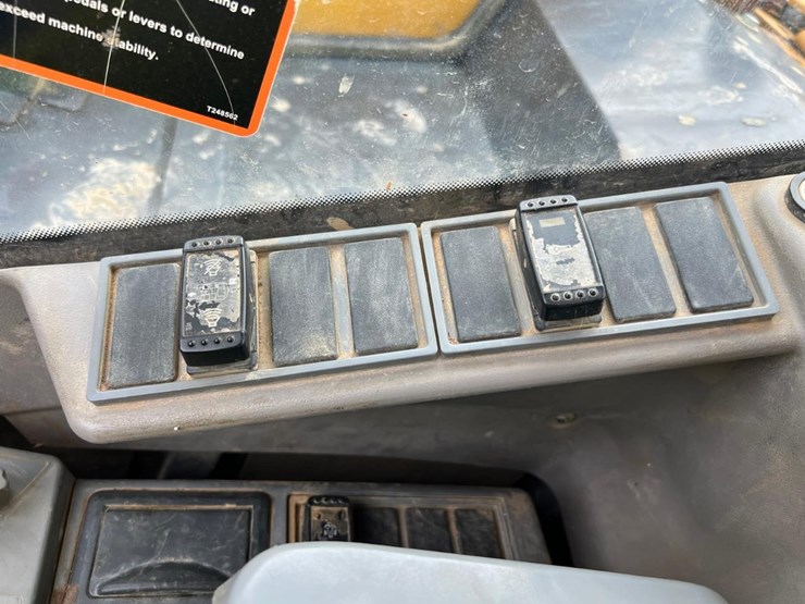 deere-85g-image-34