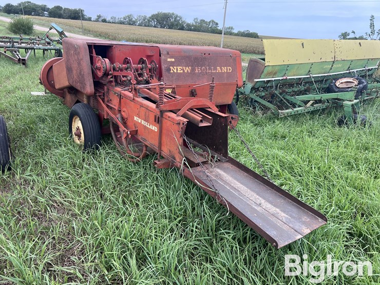 new-holland-270-image-7