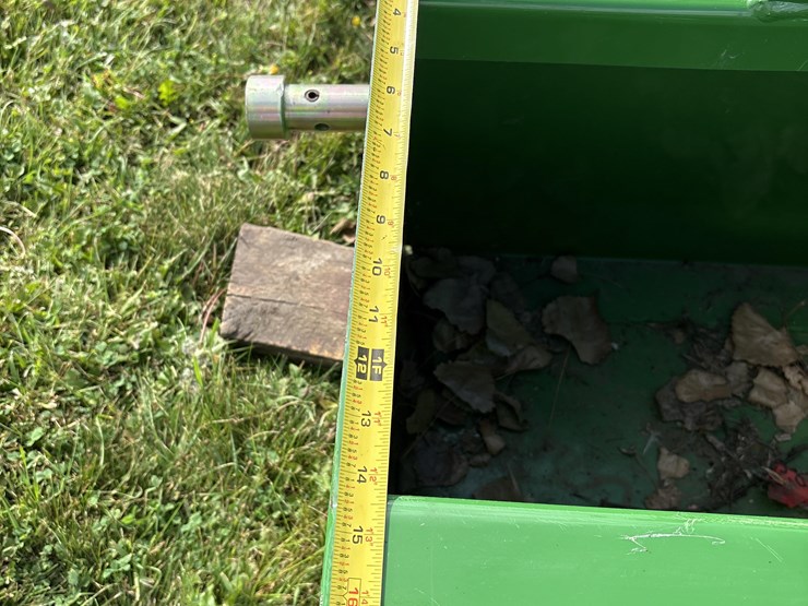 john-deere-24-image-13