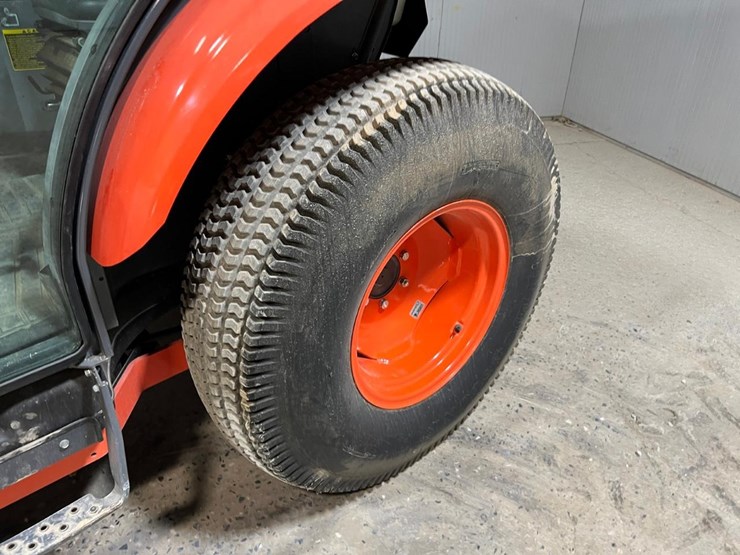 2021-kubota-la805-image-13