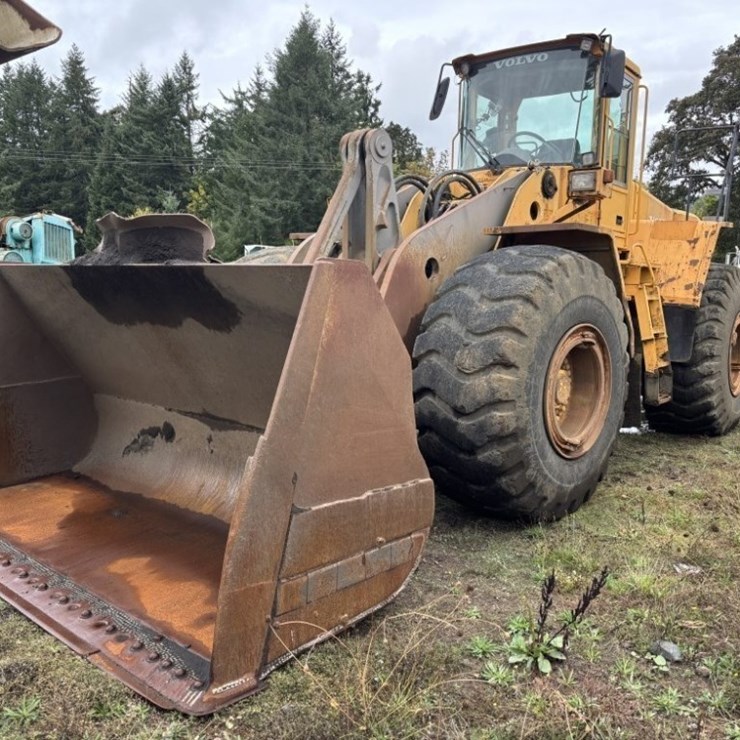 2003 VOLVO L220E