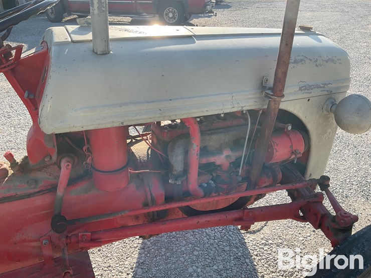 1943-ford-9n-image-19