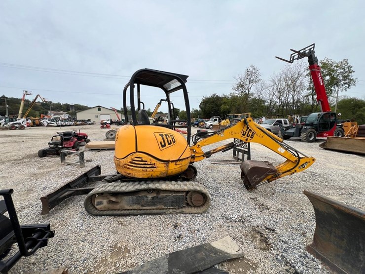 jcb-8032-image-6