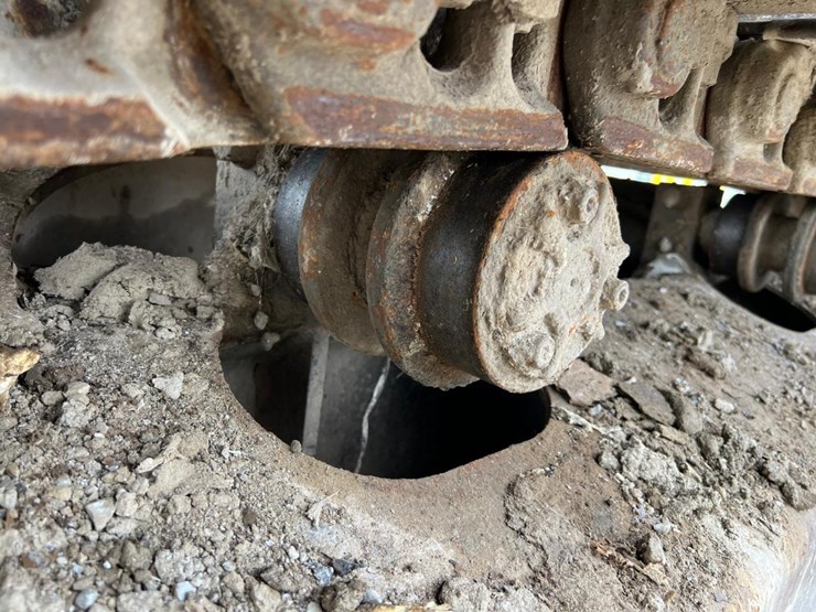 2016-volvo-ec160-image-15