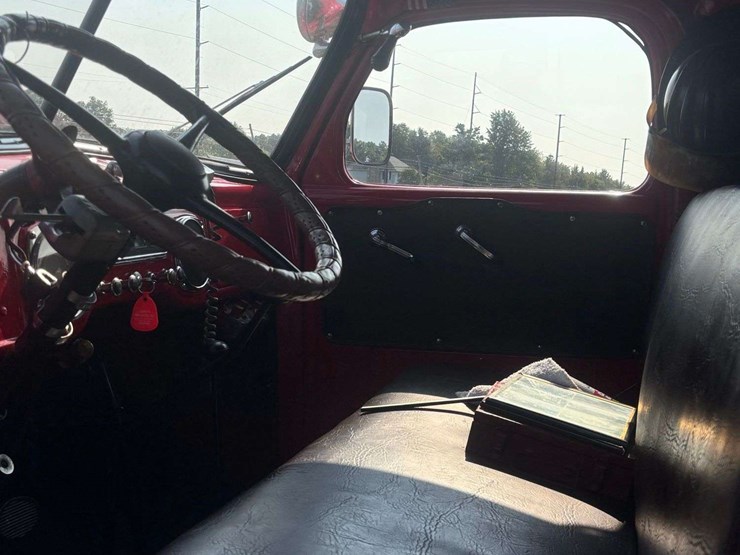 1949-dodge-b1hh-fire-truck-image-7